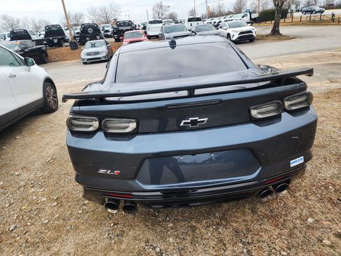 Used 2022 Chevrolet Camaro ZL1 image 7