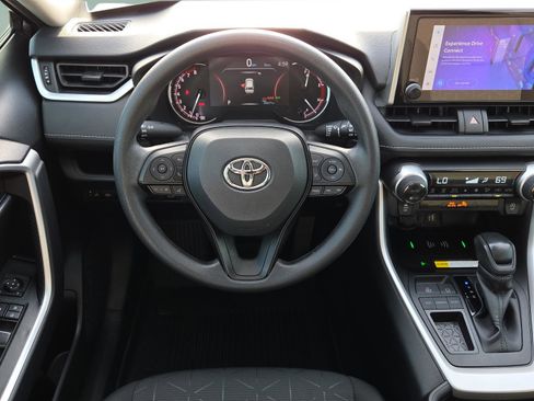 Certified 2025 Toyota RAV4 XLE image 17