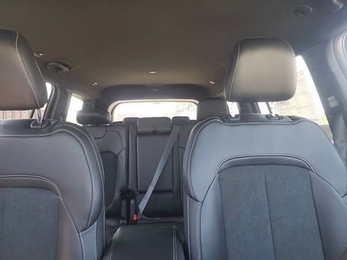 New 2026 Jeep Grand Cherokee L 2WD image 28
