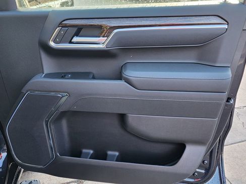 New 2026 GMC Sierra 1500 Elevation w/ X31 Off-Road Package AWD/4WD image 36