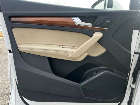 Used 2022 Audi Q5 2.0T Premium Plus image 26