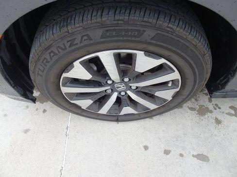 Certified 2025 Honda Odyssey EX-L image 10