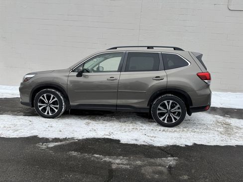 Used 2020 Subaru Forester Limited image 2