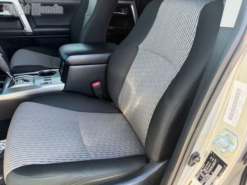 Used 2020 Toyota 4Runner SR5 RWD image 22