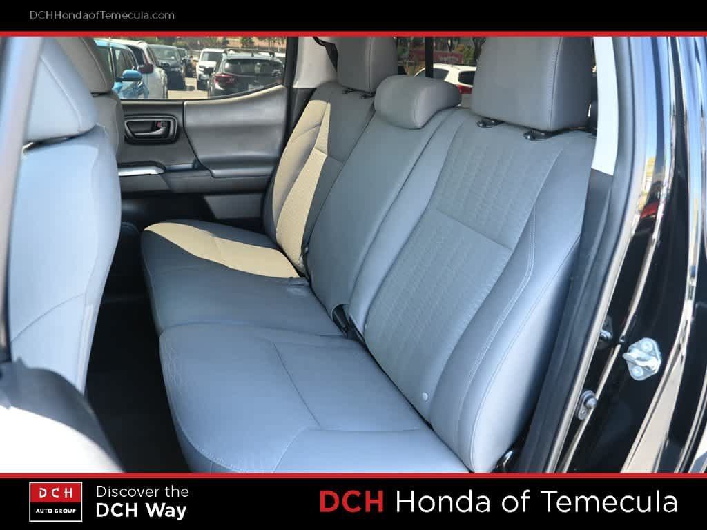 Used 2019 Toyota Tacoma SR5 RWD image 18