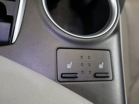 Used 2022 Toyota Camry XLE AWD/4WD image 21