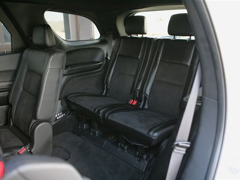Used 2022 Dodge Durango GT RWD image 15