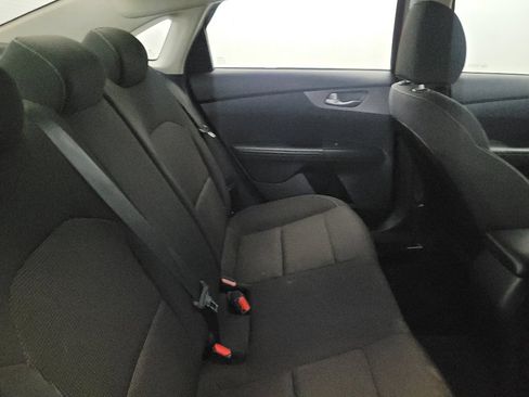 Used 2019 Kia Forte LXS FWD image 19