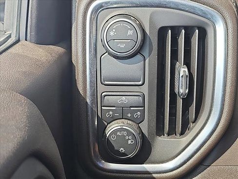 Used 2019 Chevrolet Silverado 1500 LT w/ Fleet Comfort Package image 21