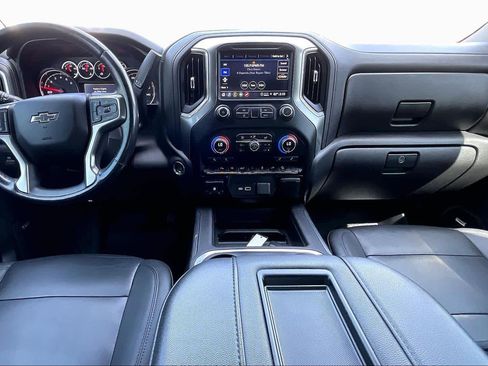 Used 2021 Chevrolet Silverado 1500 LT Trail Boss w/ Convenience Package II image 15