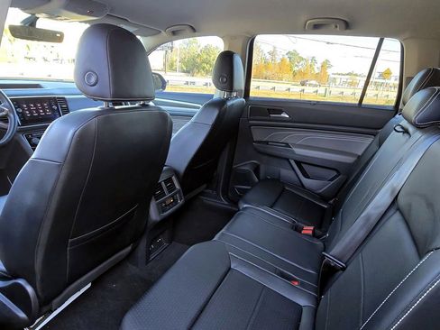 Used 2022 Volkswagen Atlas SE image 23