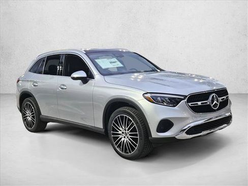 Used 2026 Mercedes-Benz GLC 300 image 7