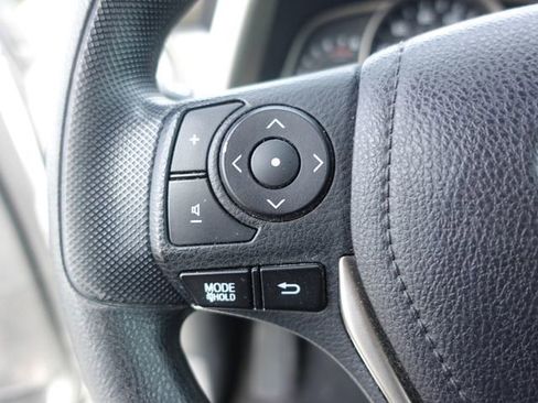 Used 2015 Toyota RAV4 XLE FWD image 15