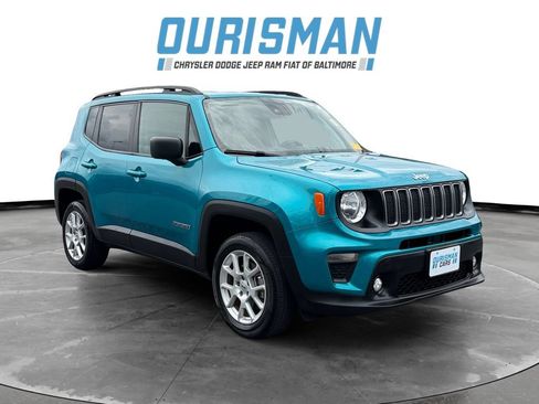 Used 2022 Jeep Renegade Latitude AWD/4WD image 1