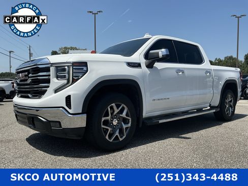 Used 2022 GMC Sierra 1500 SLT w/ SLT Convenience Package AWD/4WD image 1