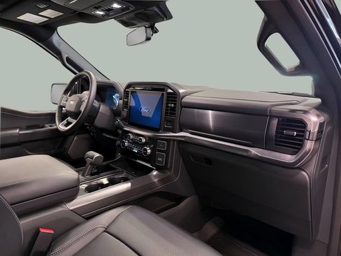 Used 2025 Ford F150 Lariat w/ Equipment Group 501A Mid AWD/4WD image 10