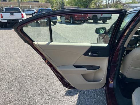 Used 2017 Honda Accord EX-L image 23