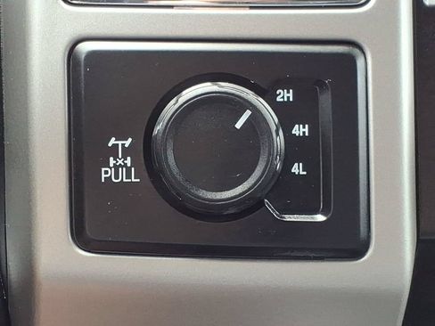 Used 2020 Ford F250 Lariat w/ Chrome Package AWD/4WD image 18