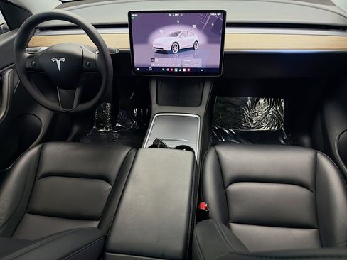 Used 2022 Tesla Model Y Long Range AWD/4WD image 12