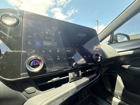 Used 2024 Lexus NX 350 F Sport AWD/4WD image 18