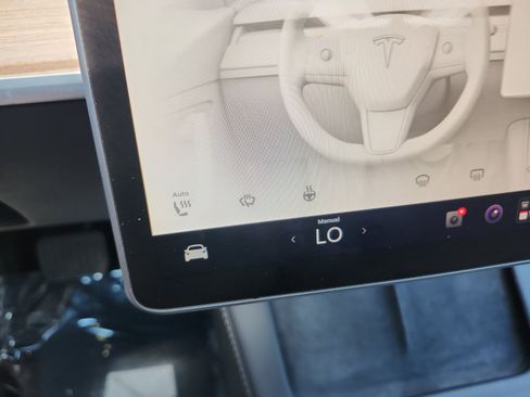 Used 2023 Tesla Model 3 Long Range AWD/4WD image 22