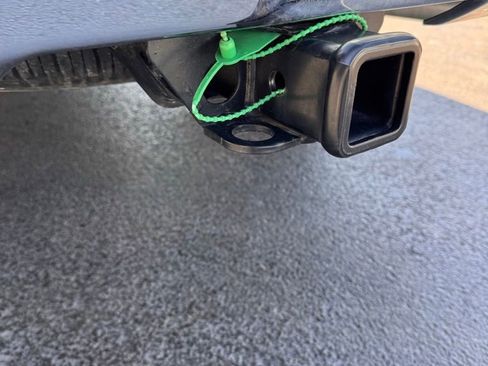 Used 2025 GMC Sierra 1500 SLT image 11