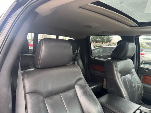 Used 2010 Ford F150 Lariat image 13