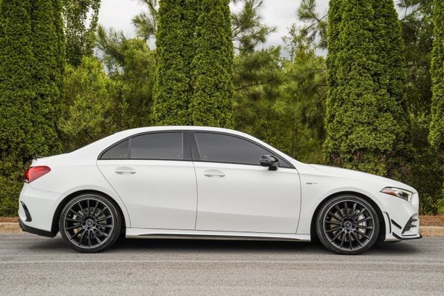 Used 2021 Mercedes-Benz A 35 AMG 4MATIC image 12