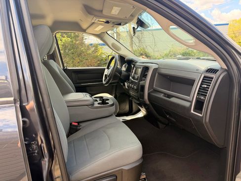 Used 2018 RAM 1500 Express w/ Express Value Package image 24