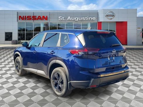 New 2026 Nissan Rogue SV FWD image 4