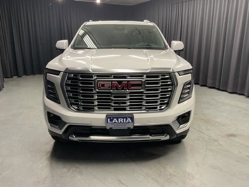 Used 2025 GMC Yukon XL Denali image 8