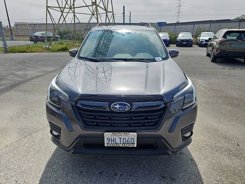 Used 2023 Subaru Forester Limited image 12