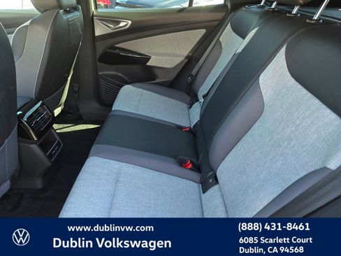 Certified 2023 Volkswagen ID.4 Pro image 10
