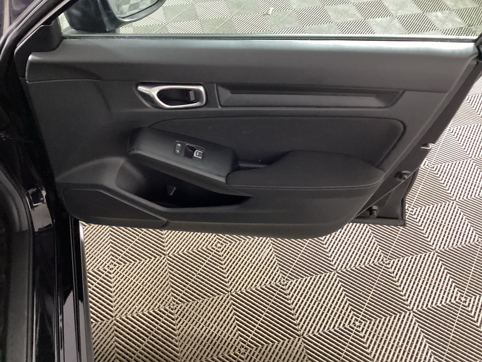 Used 2025 Honda Civic Sport image 9