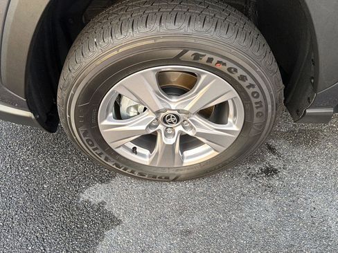 Certified 2025 Toyota RAV4 XLE AWD/4WD image 34