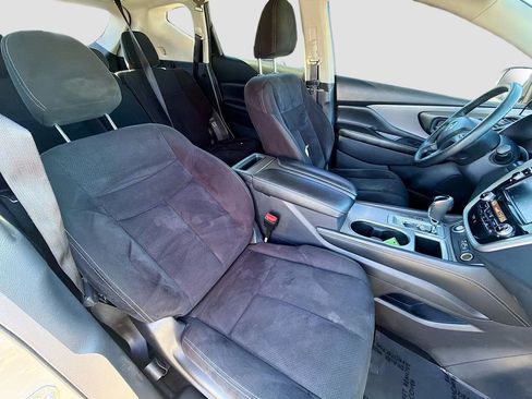 Used 2020 Nissan Murano SV image 14