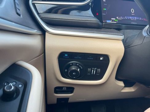 Used 2023 Jeep Grand Cherokee 4WD 4xe image 24