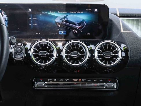 Used 2023 Mercedes-Benz GLA 250 image 14