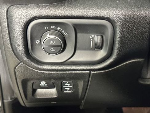 Used 2021 RAM 1500 Big Horn image 19