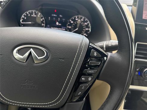 Used 2024 INFINITI QX80 Sensory AWD/4WD image 18
