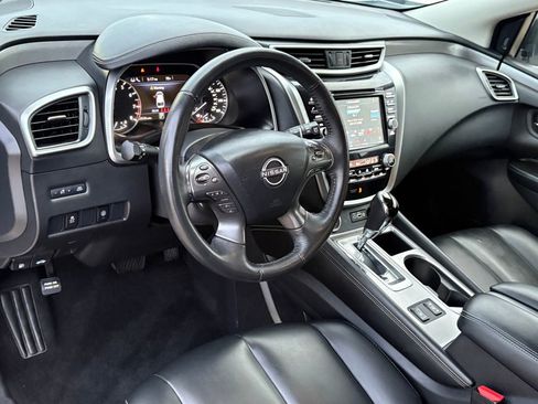 Used 2023 Nissan Murano SV image 18