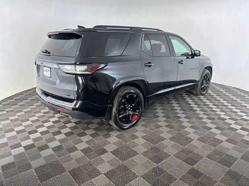 Used 2020 Chevrolet Traverse Premier w/ Redline Edition AWD/4WD image 7