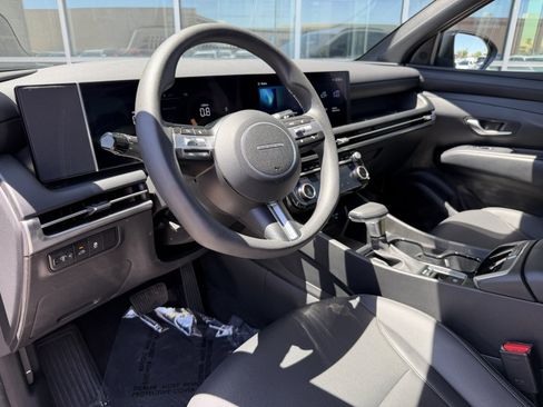 Used 2025 Hyundai Santa Cruz SEL FWD image 30