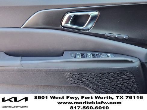New 2026 Kia Carnival SX w/ SX Dark Edition Package FWD image 16