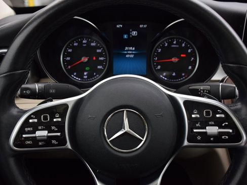 Used 2019 Mercedes-Benz C 300 Sedan image 22