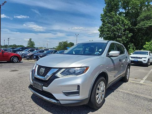 Used 2020 Nissan Rogue S AWD/4WD image 1