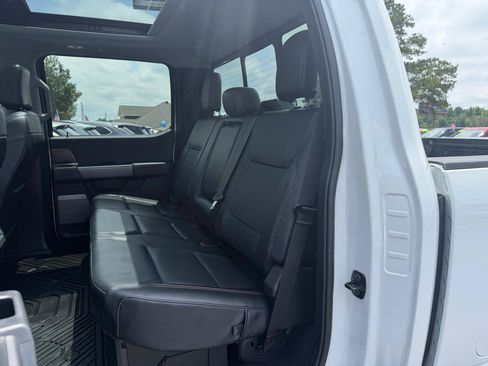 Used 2024 Ford F250 Lariat w/ Lariat Ultimate Package AWD/4WD image 15
