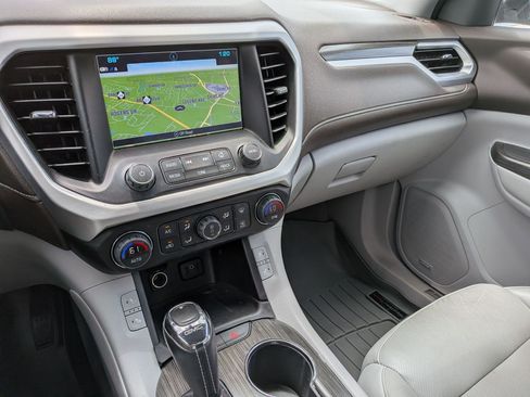 Used 2019 GMC Acadia SLT FWD image 24