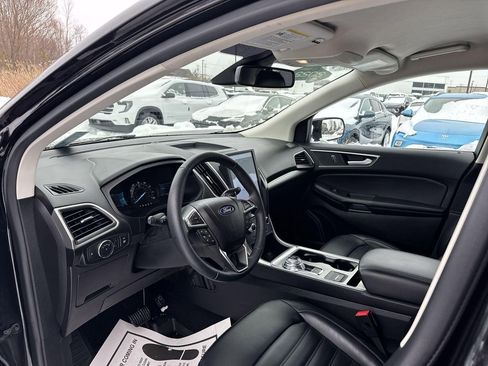 Used 2022 Ford Edge SEL w/ Convenience Package image 10