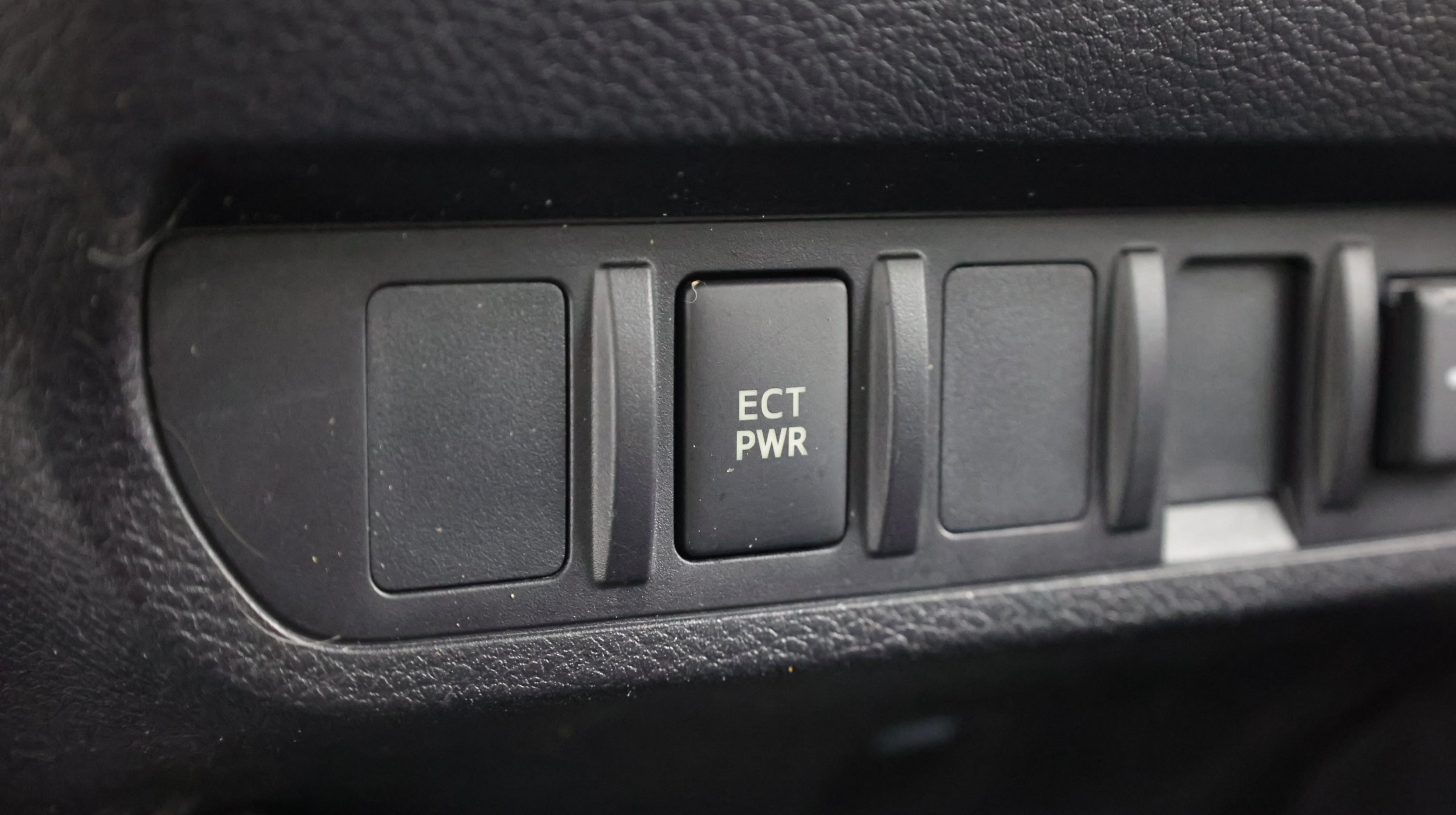 Used 2022 Toyota Tacoma SR w/ SX Package RWD image 18
